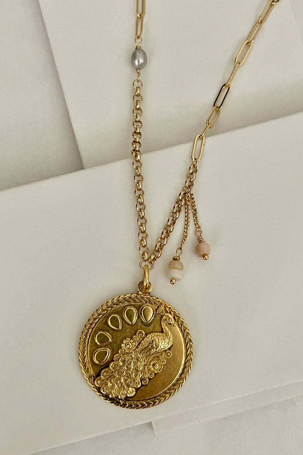 Clio Pendant