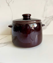 Load image into Gallery viewer, West Bend Crockpot
